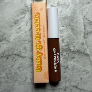 Water Resistant Freckle Liquid - Brown